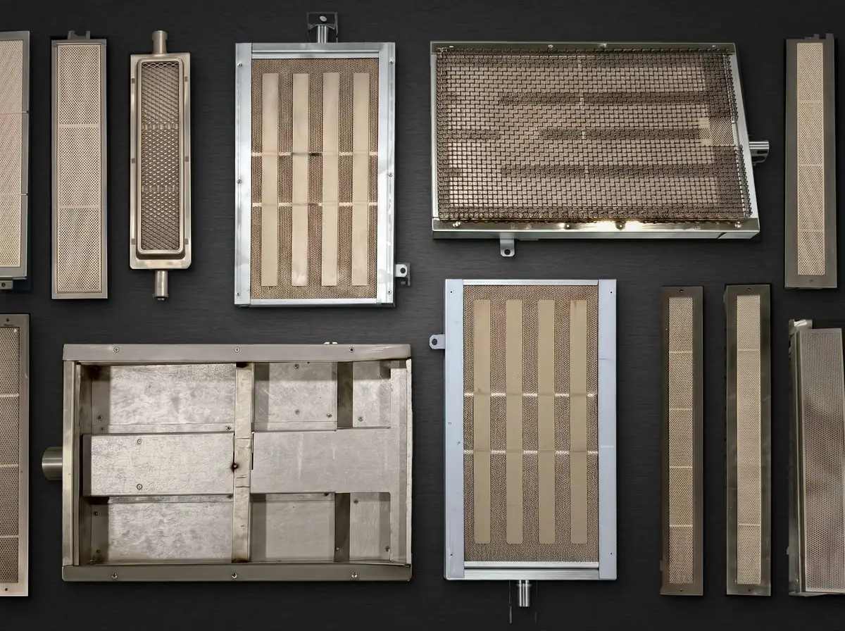 Infrared burners in assorted sizes and formats · 各式尺寸紅外線爐頭